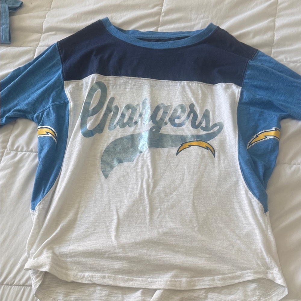 Chargers' Colorblock Tee - White & Blue